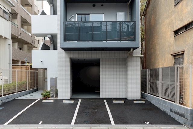 20/21 駐車場