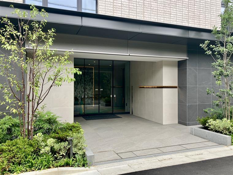 15/15 エントランス