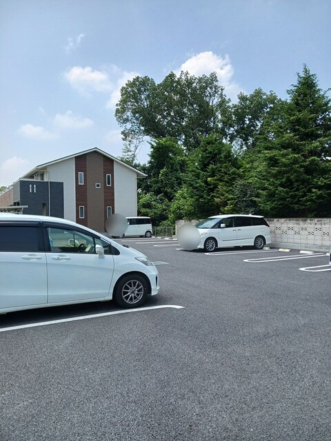 14/20 駐車場