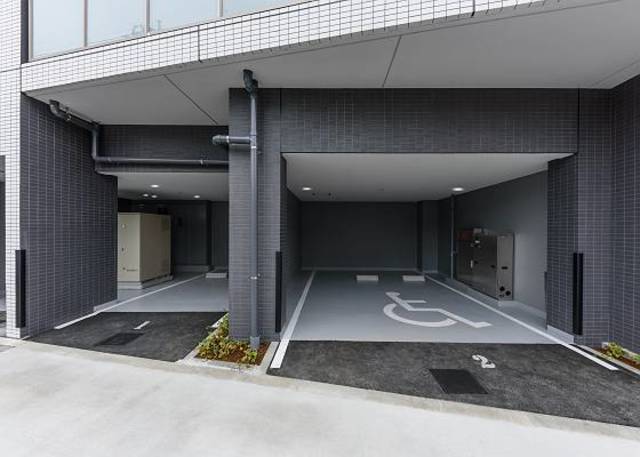 25/30 駐車場