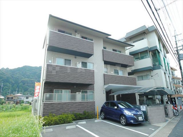 1/2 外観