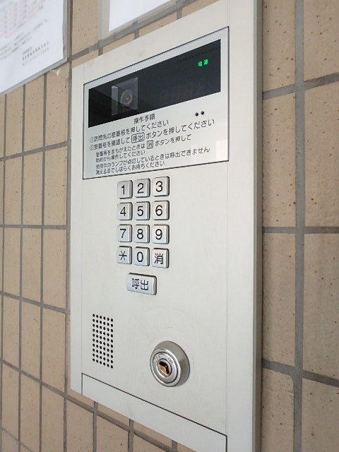 3/5 エントランス