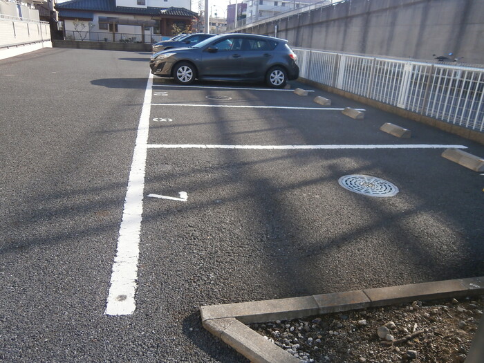 2/10 駐車場