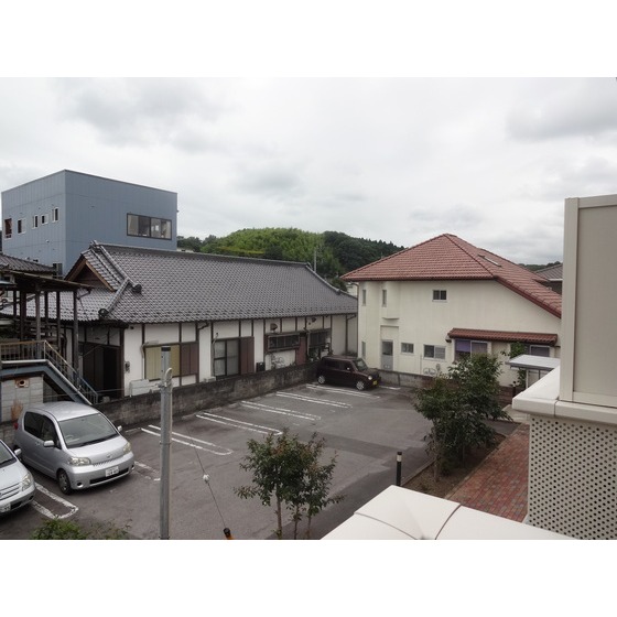 2/2 駐車場
