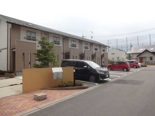 21/25 駐車場