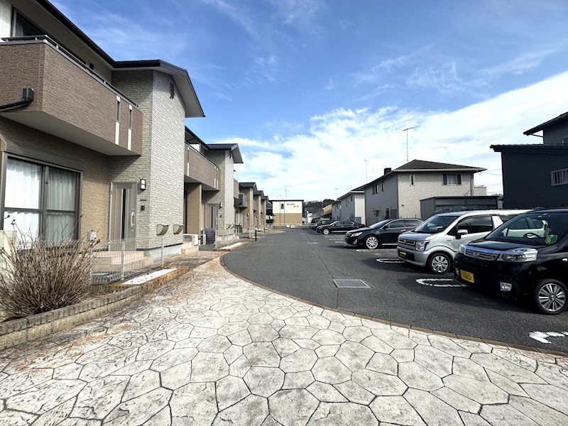 25/25 駐車場