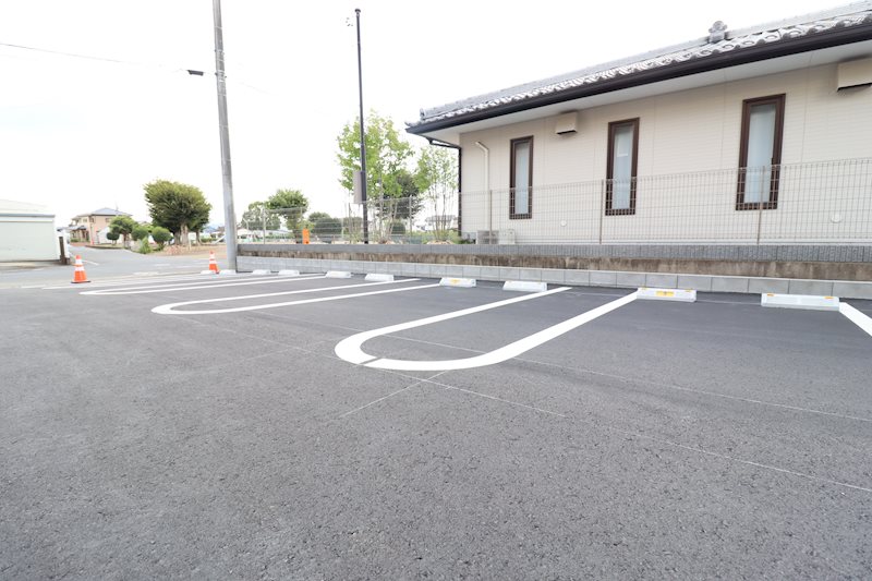 2/2 駐車場