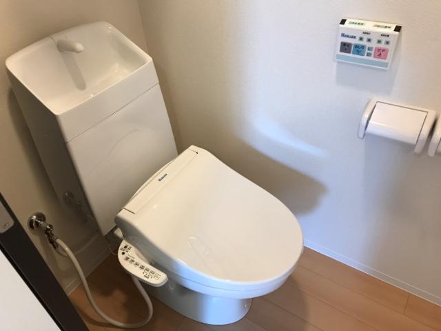 13/30 トイレ