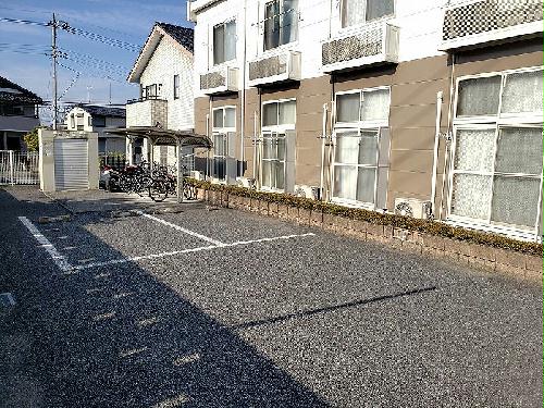 14/14 駐車場