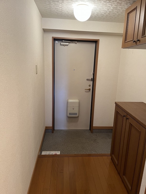 8/22 玄関