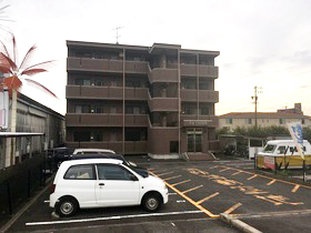 22/22 駐車場