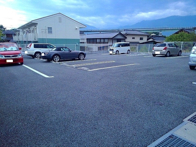 2/8 駐車場