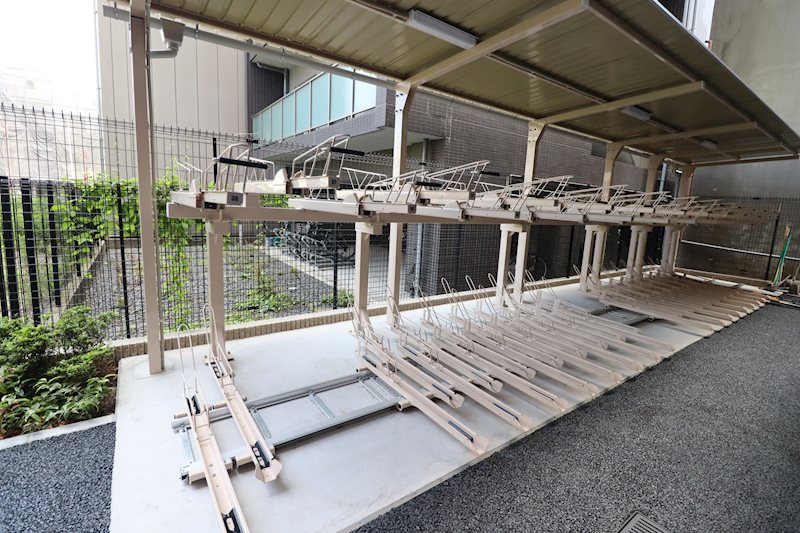 15/20 駐車場