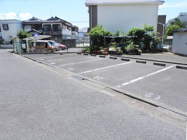 3/4 駐車場