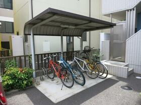 16/16 駐車場