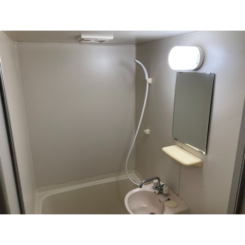 13/18 洗面