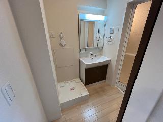16/30 洗面
