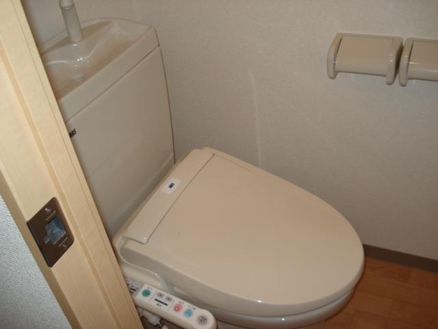17/27 トイレ