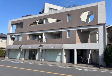 13/13 エントランス