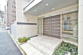 2/2 エントランス