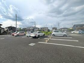 16/19 駐車場
