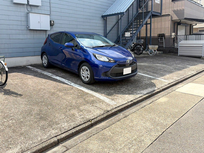 20/20 駐車場