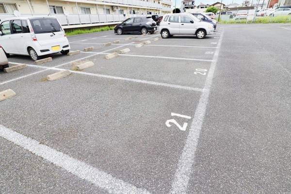 16/26 駐車場
