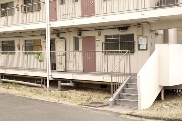 15/16 エントランス