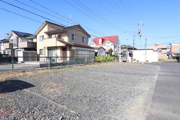 15/15 駐車場