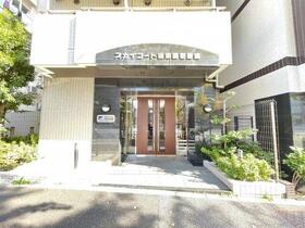 16/16 エントランス