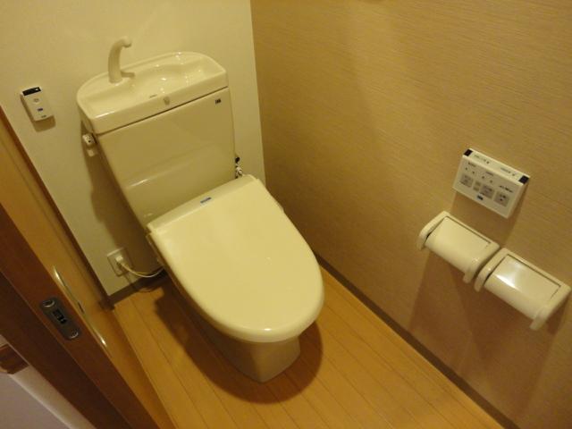 14/30 トイレ