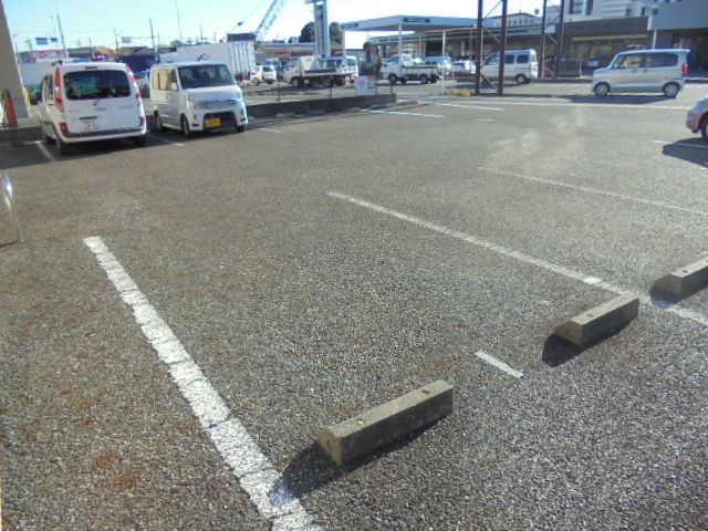 20/22 駐車場