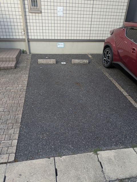 2/2 駐車場