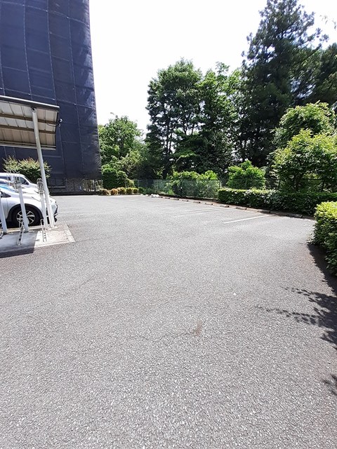 14/23 駐車場