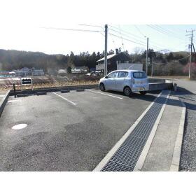 16/16 駐車場