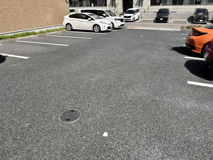 2/2 駐車場