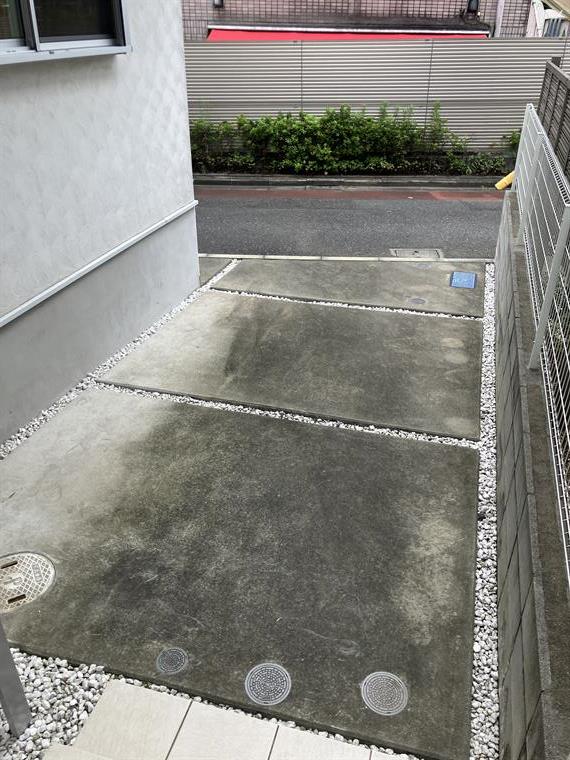 3/3 駐車場