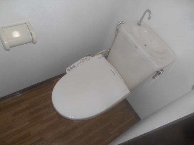 14/18 トイレ