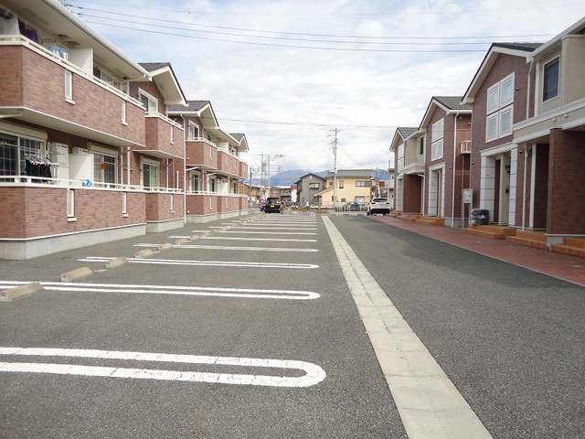 14/20 駐車場