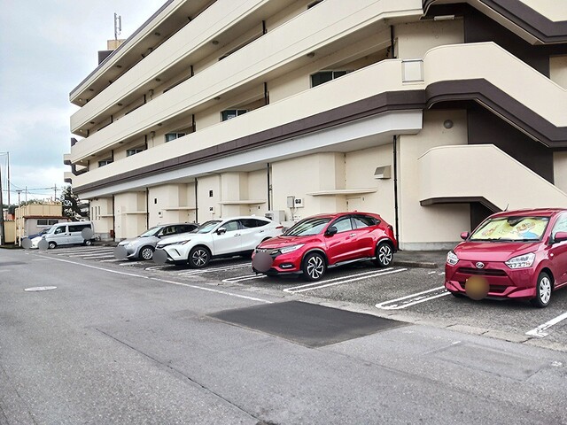 14/22 駐車場