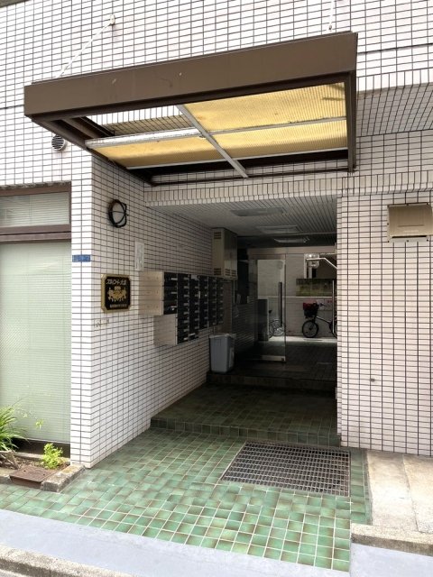 5/6 エントランス