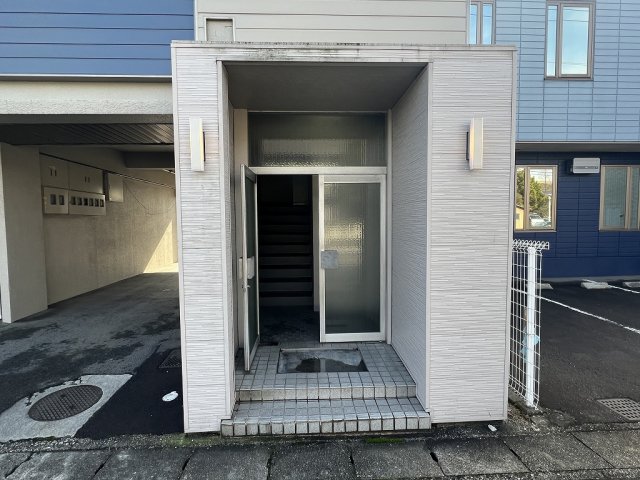 15/25 エントランス
