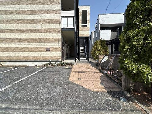 2/3 エントランス