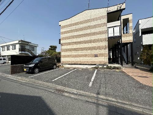 3/3 駐車場