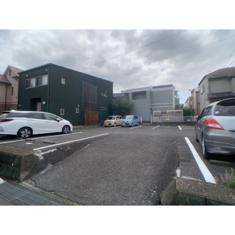 8/13 駐車場