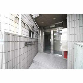 2/2 エントランス