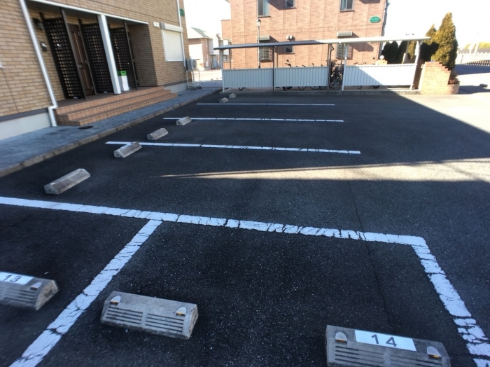 3/5 駐車場