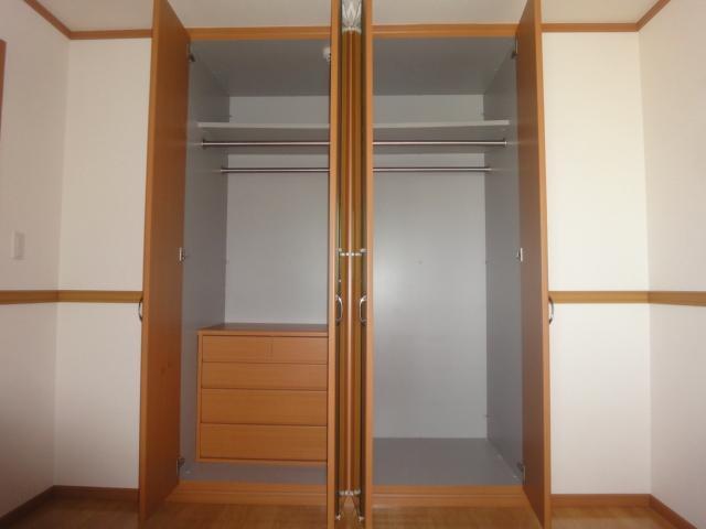 13/30 収納