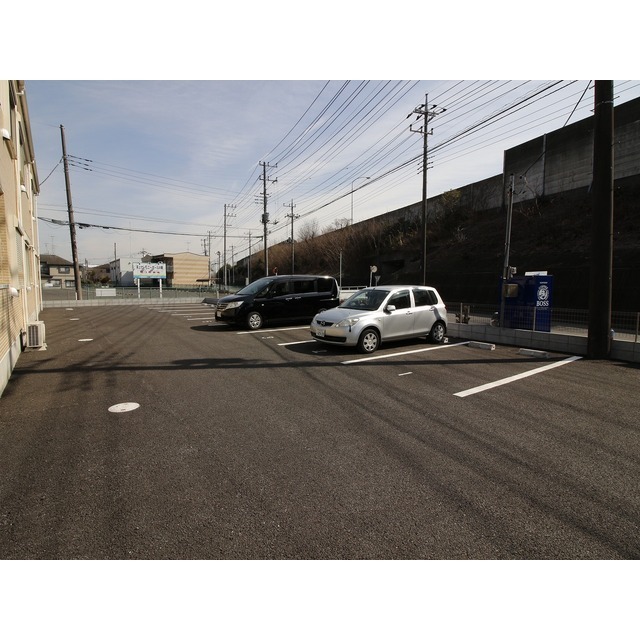2/2 駐車場