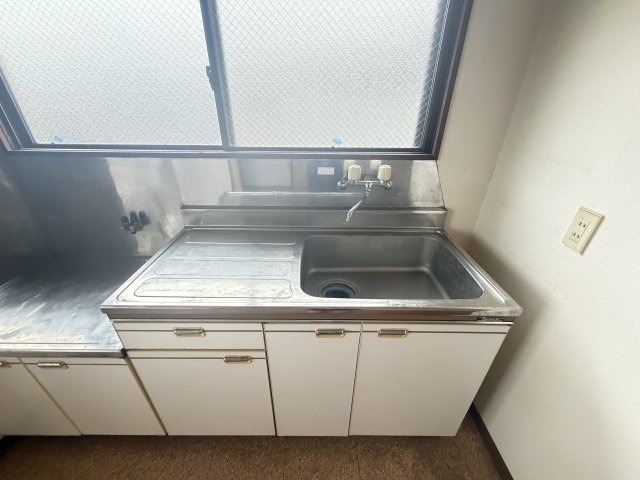 6/10 キッチン